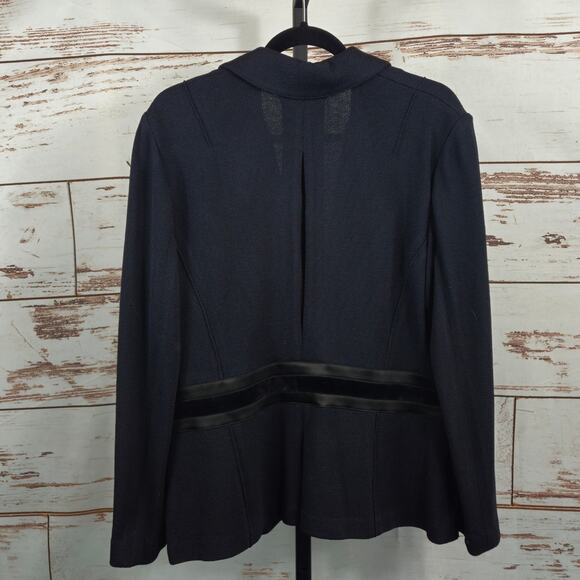 St. John Evening Knit Blazer Black Size 12 Leather Velvet Trim - Picture 2 of 7